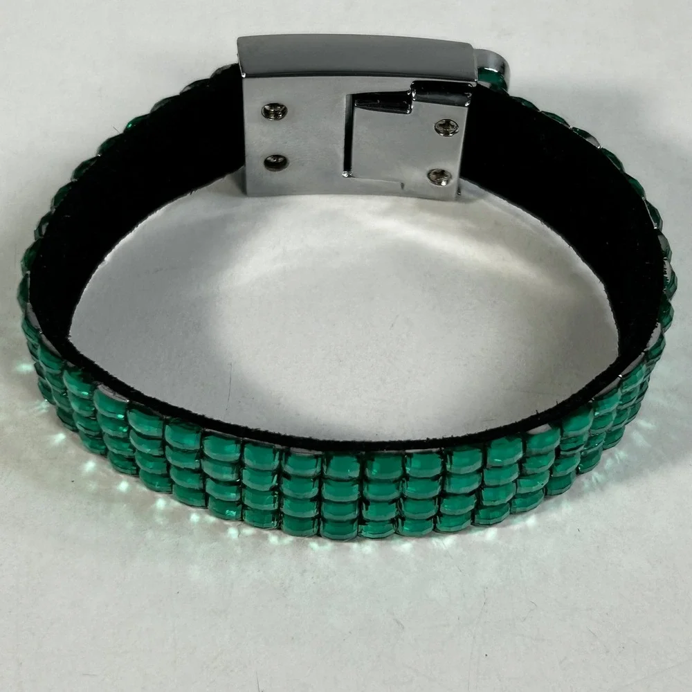 Emerald Green Rhinestone Wrap Bracelet Silver Tone‎ Heart Clasp 4 Row Sparkling